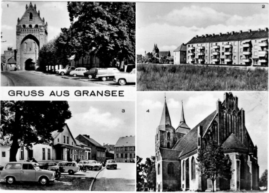 Schwarz-Weiß-Postkarte mit Ansichten von Gronau: Stadttor, Wohnblöcke, Kirche und Straßenansicht.